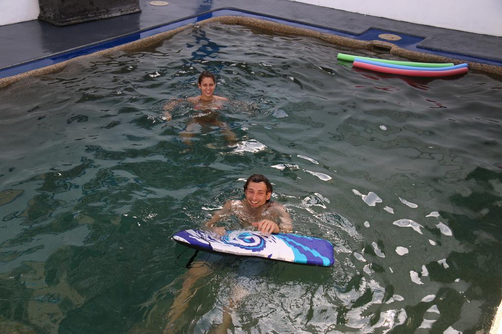 Cairns Waterfront Backpackers Hostel Eksteriør bilde