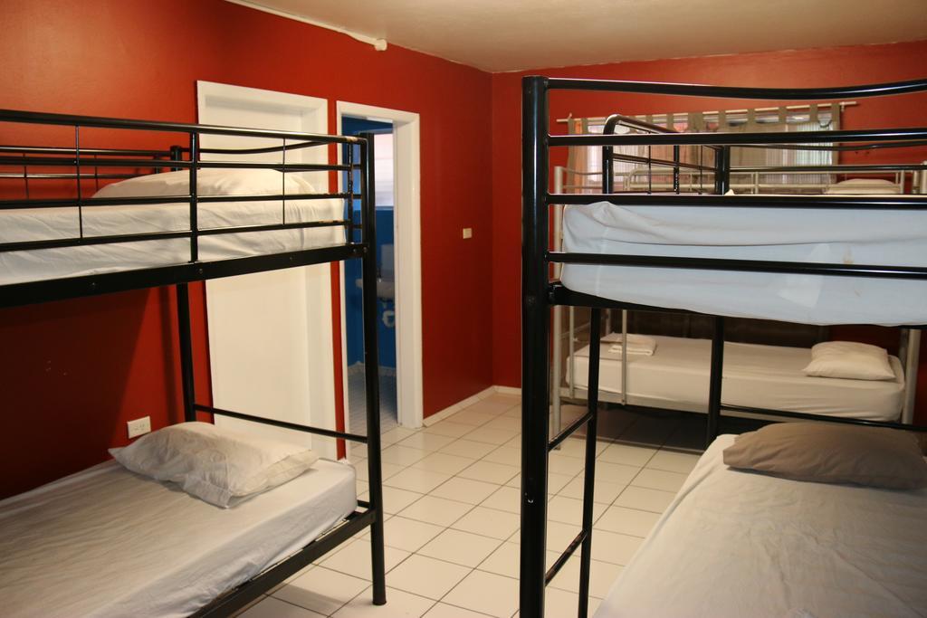 Cairns Waterfront Backpackers Hostel Eksteriør bilde